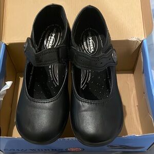 Black womens size 7 shoe